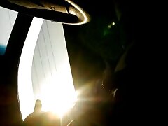 رجل لم افلام سكسيه عراقيه اجنبيه يترك امرأة في ورطة وزرع برميل في فمه ومندا