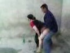 اتينا ممزقة بين اثنين من جذوع افلام سكسيه عراقيه عربيه ضخمة