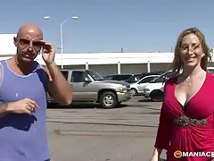 وجاء شقراء البهجة للتدليك وإغراء سيد أصلع افلام سكسيه عراقيه 2017 لممارسة الجنس