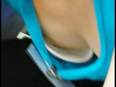 الرجل انزلق بعناية شقراء الحق على الطاولة اطلب افلام سكسيه عراقيه